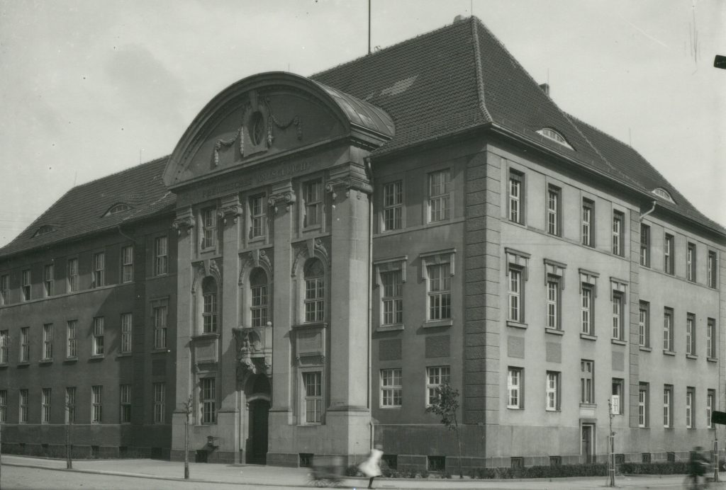 Gladbeck einst und jetzt - Amtsgericht 1915